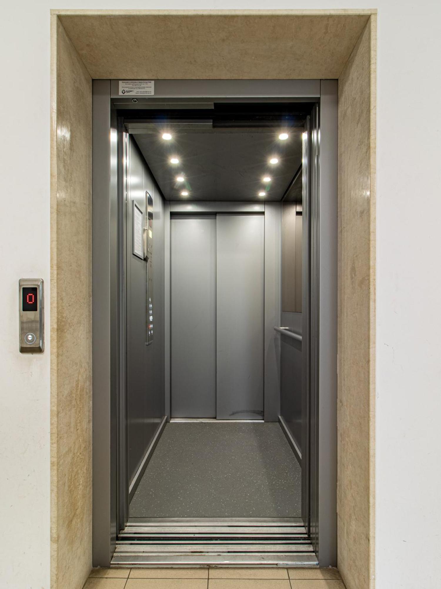 Stay & Explore Sofia - Central Studio Екстер'єр фото
